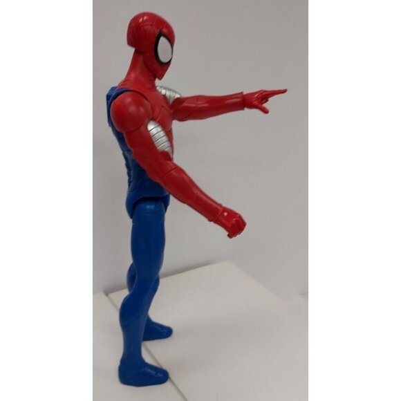 Spiderman 11" Action Figure  ©Marvel 2017 - Picture 2 of 7
